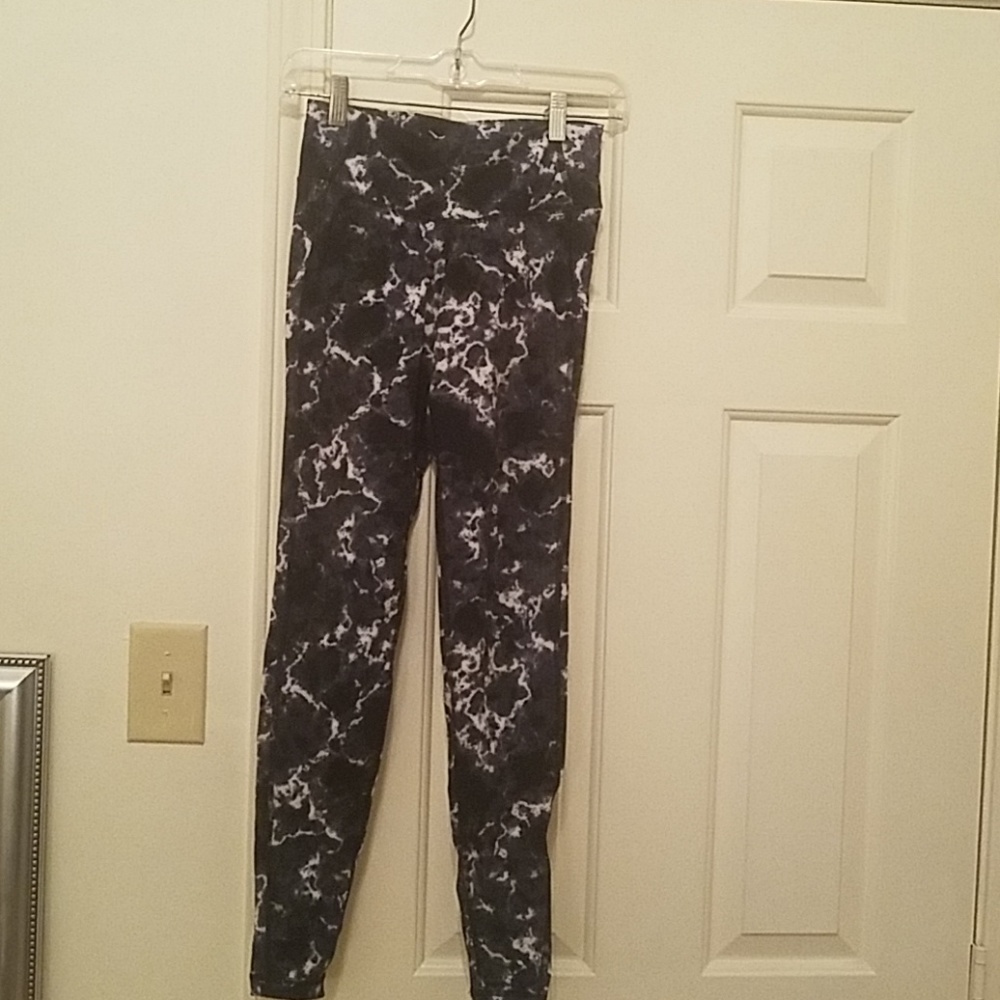 Workout leggings.